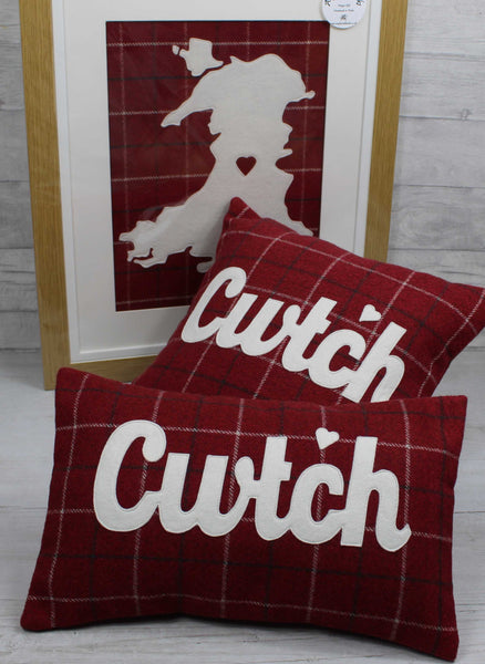 Red tartan cwtch cushion